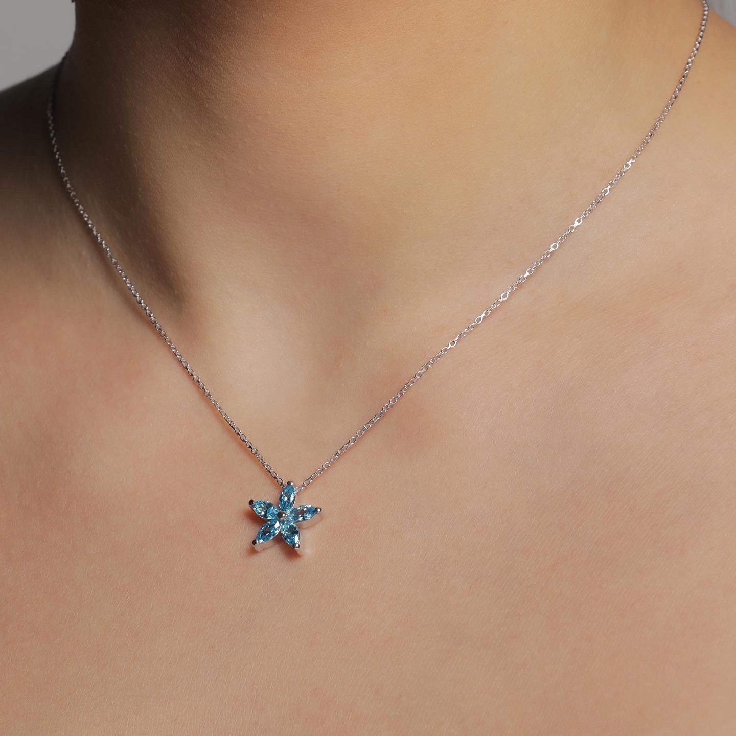 flora necklace-blue
