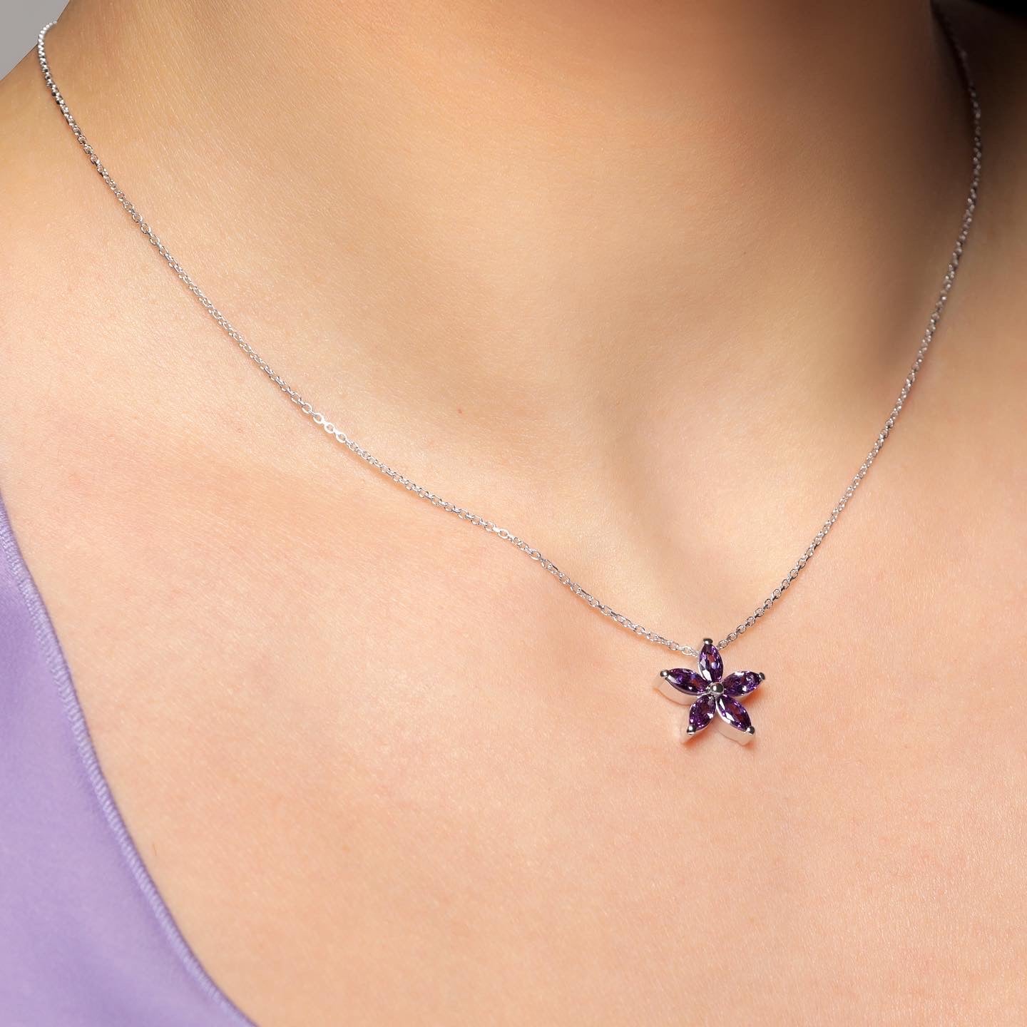 flora necklace-purple